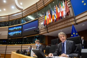 歐洲議會28日表決通過英歐貿易協議，英國脫歐之後的雙方關係進入新的篇章。（圖源：新華社）