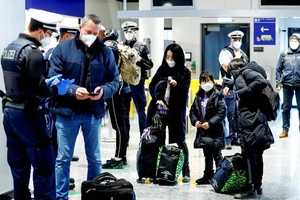 歐盟3日宣佈，研擬6月開放已經完整接種疫苗的非必要旅客赴歐洲旅遊。圖為德國法蘭克福機場。（圖源：路透社）