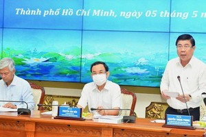 市領導出席科研會。（圖源：越勇）