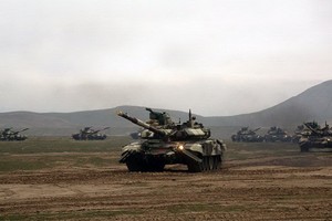 阿塞拜疆16日開始在境內舉行為期5天的大規模軍事演習。（圖源：互聯網）