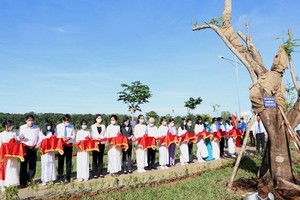甘泉湖公園落成儀式。（圖源：黃北）