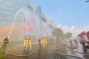 消防與救援演練現場。（圖源：文明）