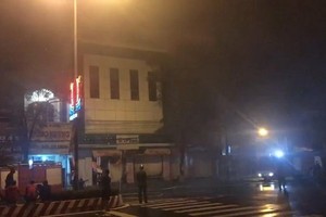 堅江省某銀行分行失火