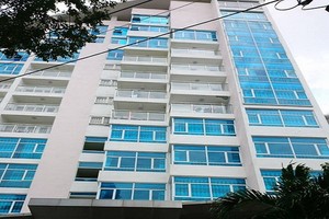 公務住房大樓一隅。（圖源：秋莊）