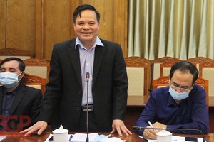 北江省疾控中心主任林文俊（中）。（圖源：BGP）