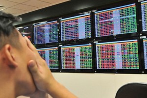 越南指數 8日大跌 38.49點，收盤1,319.88點。（示意圖源：互聯網）