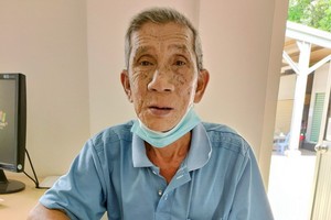 莫蘇蝦說話時氣喘吁吁。