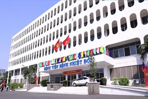 市熱帶病醫院設有400張病床收治新冠病例。（圖源：成山）