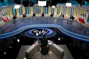 伊朗第三場總統大選辯論現場。（圖源: 路透社）