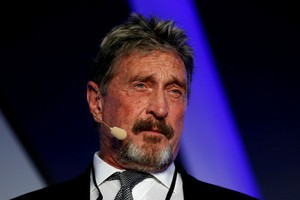 防毒軟件公司McAfee創辦人邁克菲(JohnMcAfee) 在巴賽羅那的獄中懷疑自殺身亡，終年75歲。（圖源：互聯網）