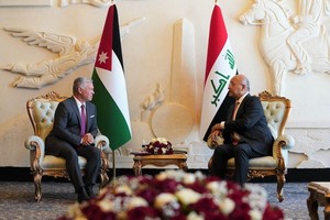 伊拉克總統巴爾哈姆‧薩利赫（右）會見約旦國王阿卜杜拉二世。（圖源：AP）