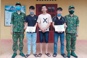 被抓獲的3名涉案嫌犯。（圖源：何清）