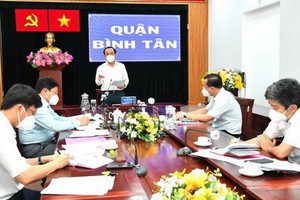 市委書記檢查平新郡防疫工作