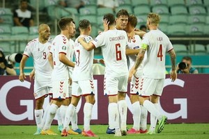 丹麥球隊慶祝進球。（圖源：互聯網）