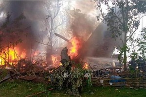 菲律賓軍機C-130墜毀現場。（圖源：越通社）