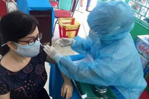 第五郡已為抗疫一線工作人員接種疫苗。