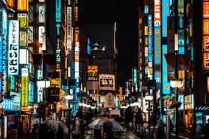 圖為東京新宿區。 （圖源：Unsplash）