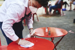 加拿大的就業率不斷回升。（圖源：彭博）（圖源：澎湃）