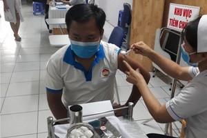 市民在接種疫苗。（圖源：HCDC）