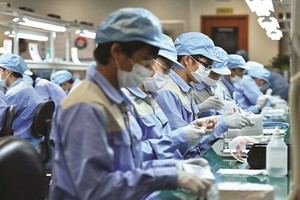 今年上半年，我國GDP達5.64%，經濟正在復甦。