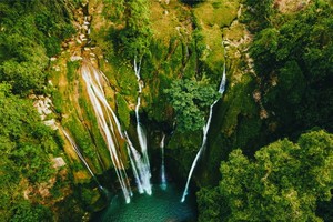 美麗的仙女瀑布。