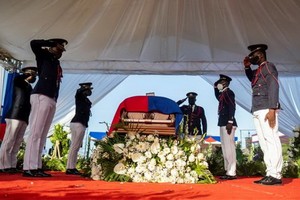 當地時間7月23日，莫伊茲葬禮在海地角舉行。（圖源：路透社）