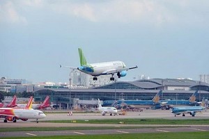 因受疫情的影響，各家航空公司面臨現金流枯竭的風險。