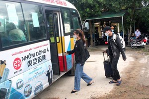特別列車運送河靖省公民回鄉