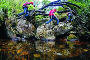 普塔亮嶺地形崎嶇陡峭吸引喜愛挑戰的年輕人。