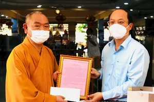 本市市委的感謝書是對釋慧功法師在救濟活動中的嘉許與肯定。