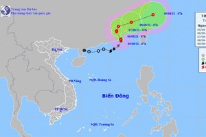 圖為 4號颱風的移動方向。（圖源：國家水文氣象預報中心）