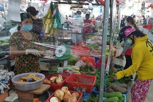 街市恢復糧食食品銷售