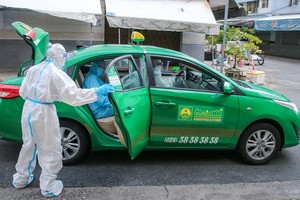 經改造成為救護車的計程車。（圖源：周俊）