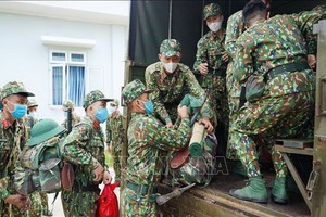 前往邊境執行任務的戰士們。（圖源：越通社）