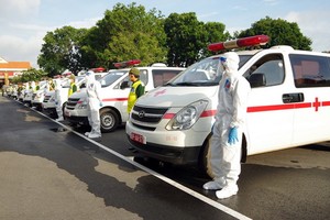 救護車移交儀式現場一景。（圖源：金長）