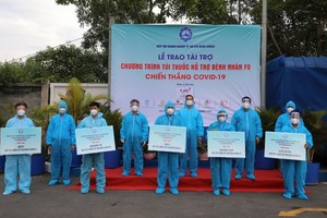 藥品轉贈儀式現場。（圖源：英豪）