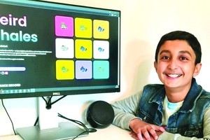 艾哈邁德用編碼創作出作品“怪鯨”。（圖源：互聯網）