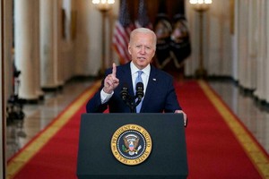 美國總統拜登8月31日在白宮表示，結束阿富汗戰爭是正確的決定，美國將繼續展開反恐行動。（圖源：AP）