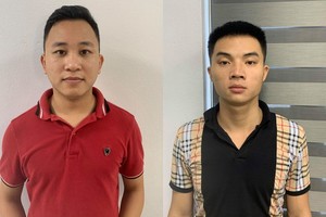 被扣押的兩名嫌犯黃春祿（左）和何進山。（圖源：警方提供）