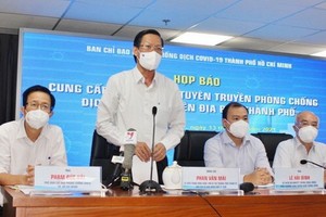 市人委會主席潘文邁在新聞發佈會上致詞。（圖源：T.N）