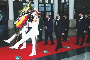 馮光青大將喪禮隆重舉行