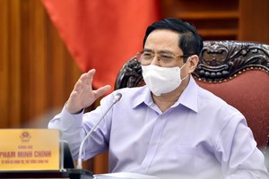 政府總理范明政要求市人委會指導檢查並對不屬於規定對象的貧困者提供及時輔助。（圖源：VGP）