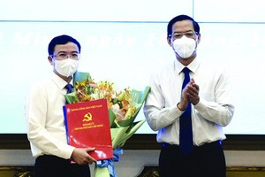 鄧國全同志任市人委會辦公廳主任