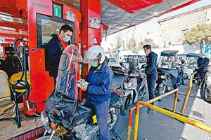 伊朗全國共有4,000個油站受事件影響。 （圖源: AFP）