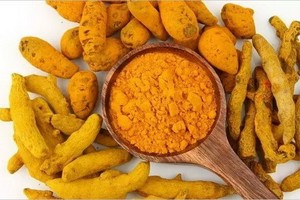 秋冬進補吃薑黃好處多
