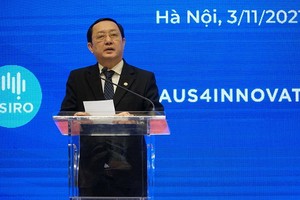 科學與技術部長黃成達在儀式上發言。（圖源：陳燕）