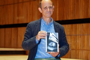 南非作家、劇作家戴蒙‧加爾古特。（圖源: AP）