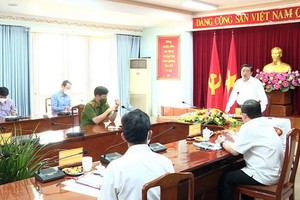 中央肅貪指委會常務處副主任潘廷擢主持會議並發言。（圖源：VTV）