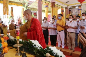 第八郡佛教會隆重舉辦超度法事