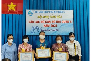 ３位華人婦女獲表彰